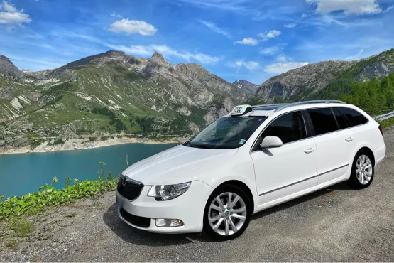 Chauffeur taxi toutes distances depuis Moutiers